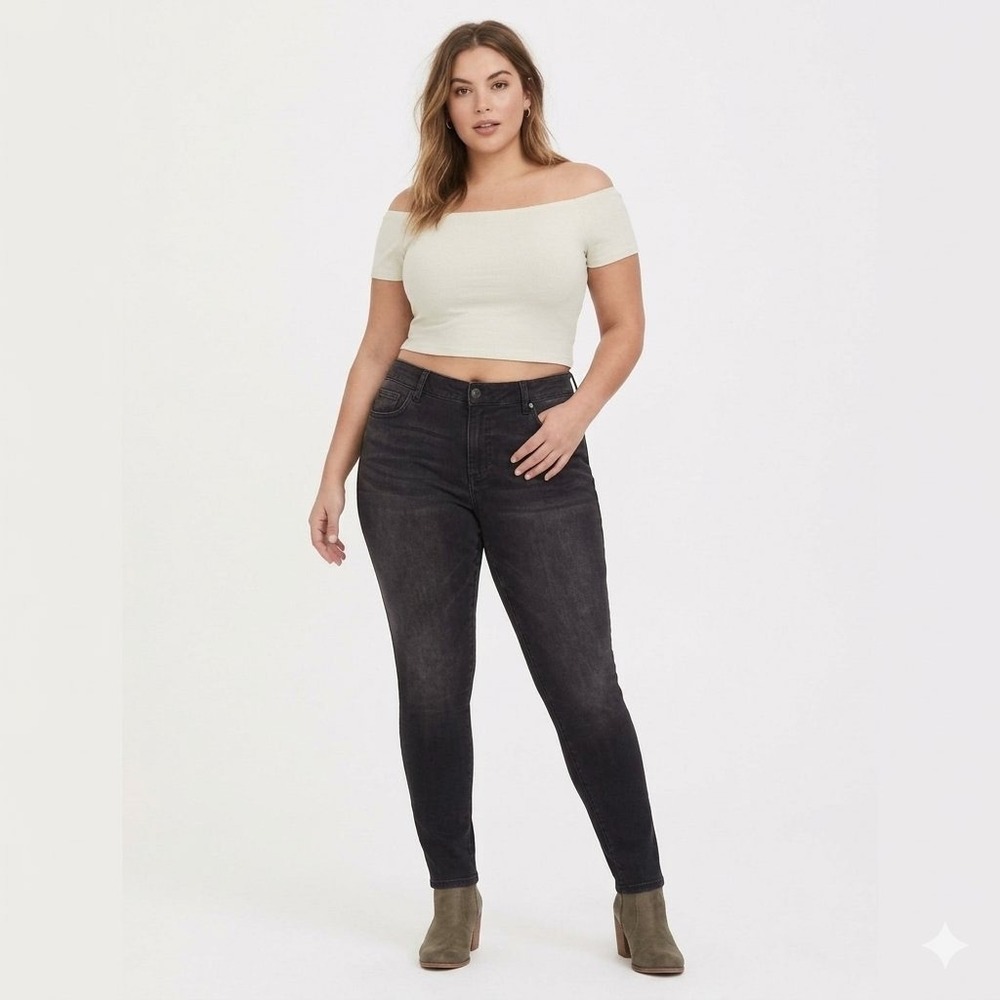Torrid Premium Bombshell Skinny Jeans Black High Rise Stretch Denim 14R Grunge